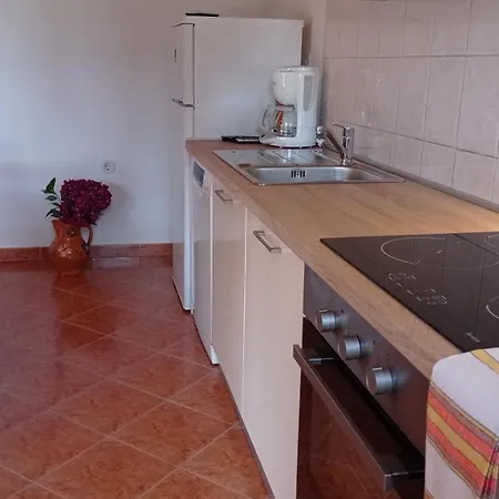 Appartement Heraki Sveti Lovreč Pazenatički